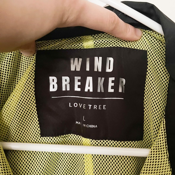 Love Tree Cropped Retro black and neon yellow/green windbreaker - Picture 2 of 4